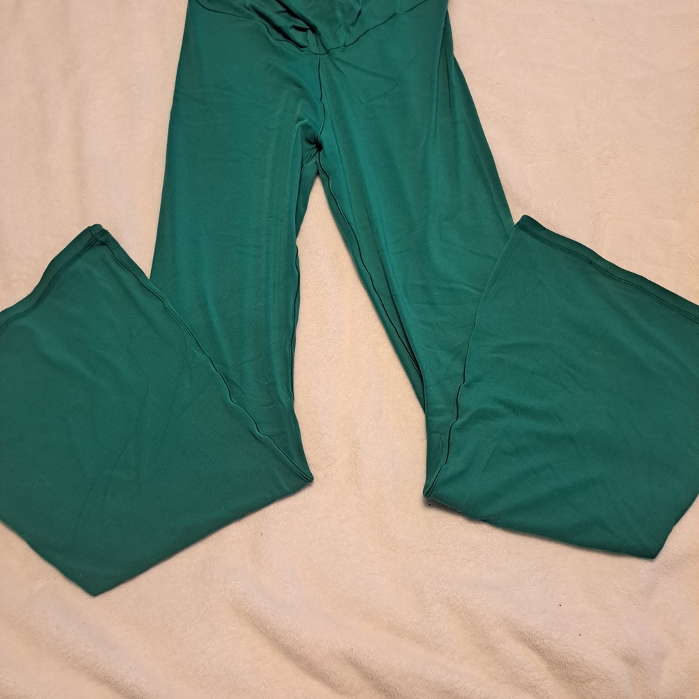 Green Women's Wide-Leg Leggings